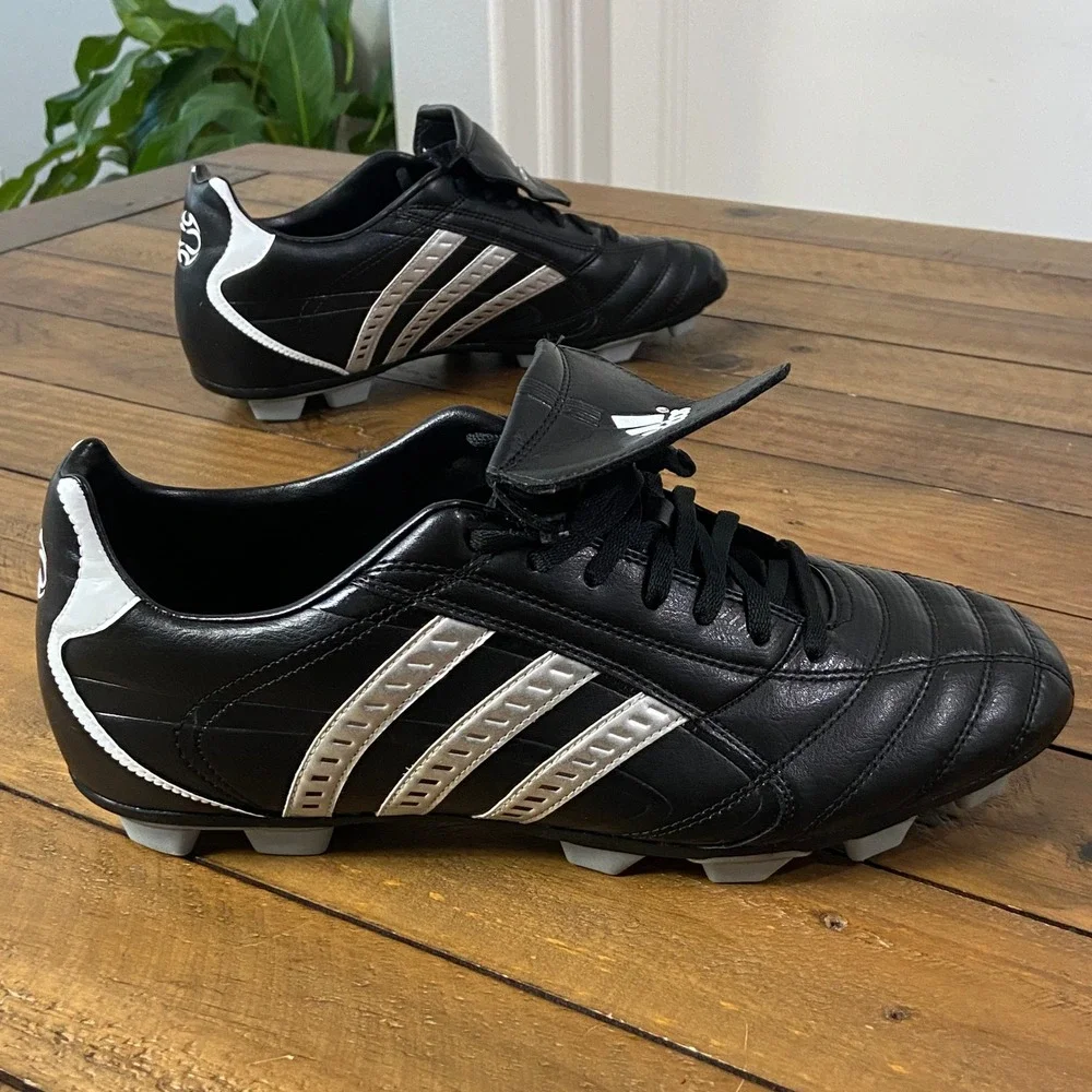 Adidas Traxion Firm Ground Soccer Cleats Black Silver 011009 Mens 11.5